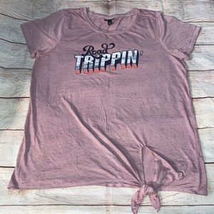 Torrid Tee Road Trippin' Tee EUC Size 1